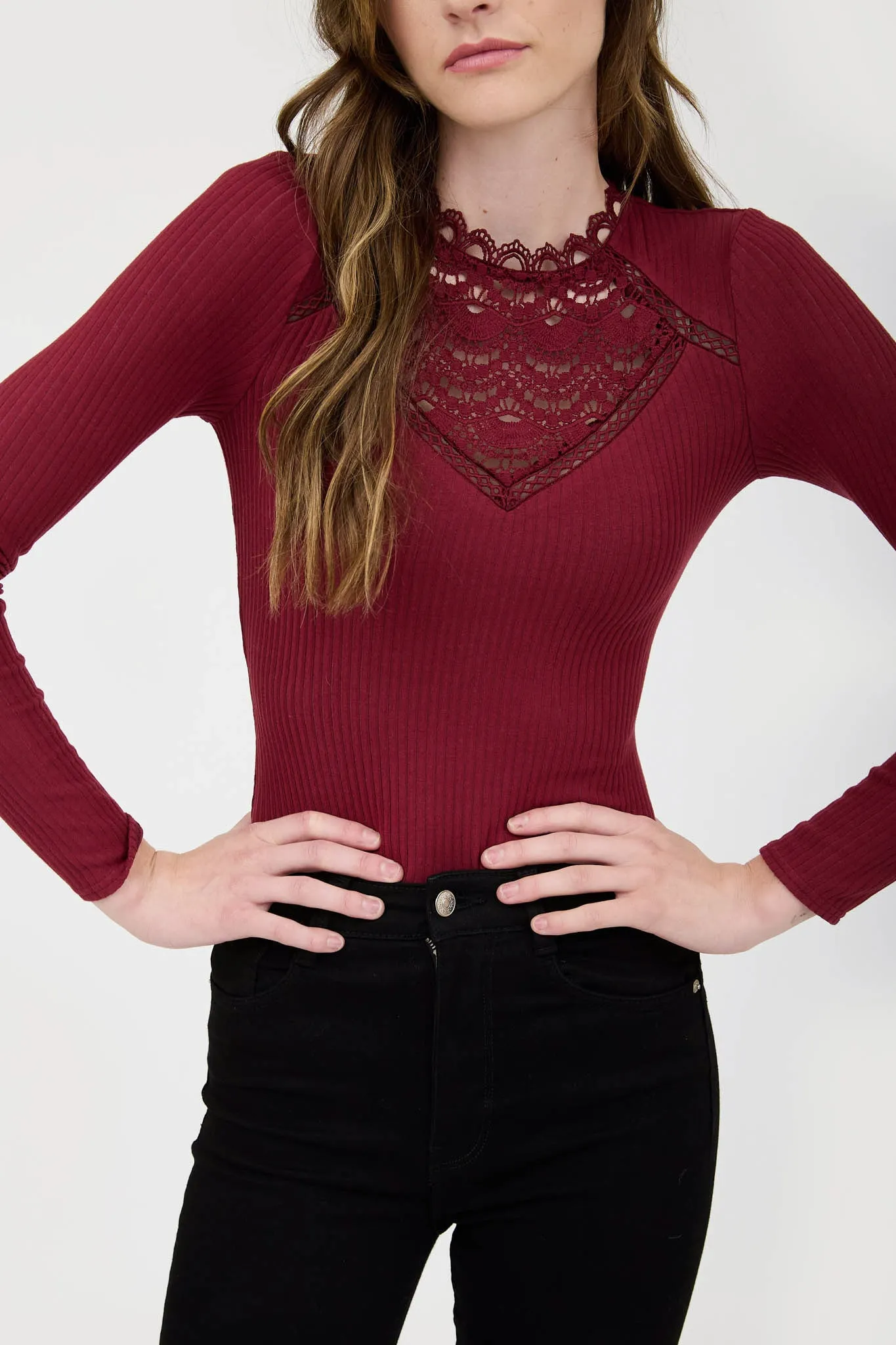 LACE NECK LONG SLEEVE KNIT TOP