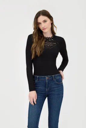 LACE NECK LONG SLEEVE KNIT TOP
