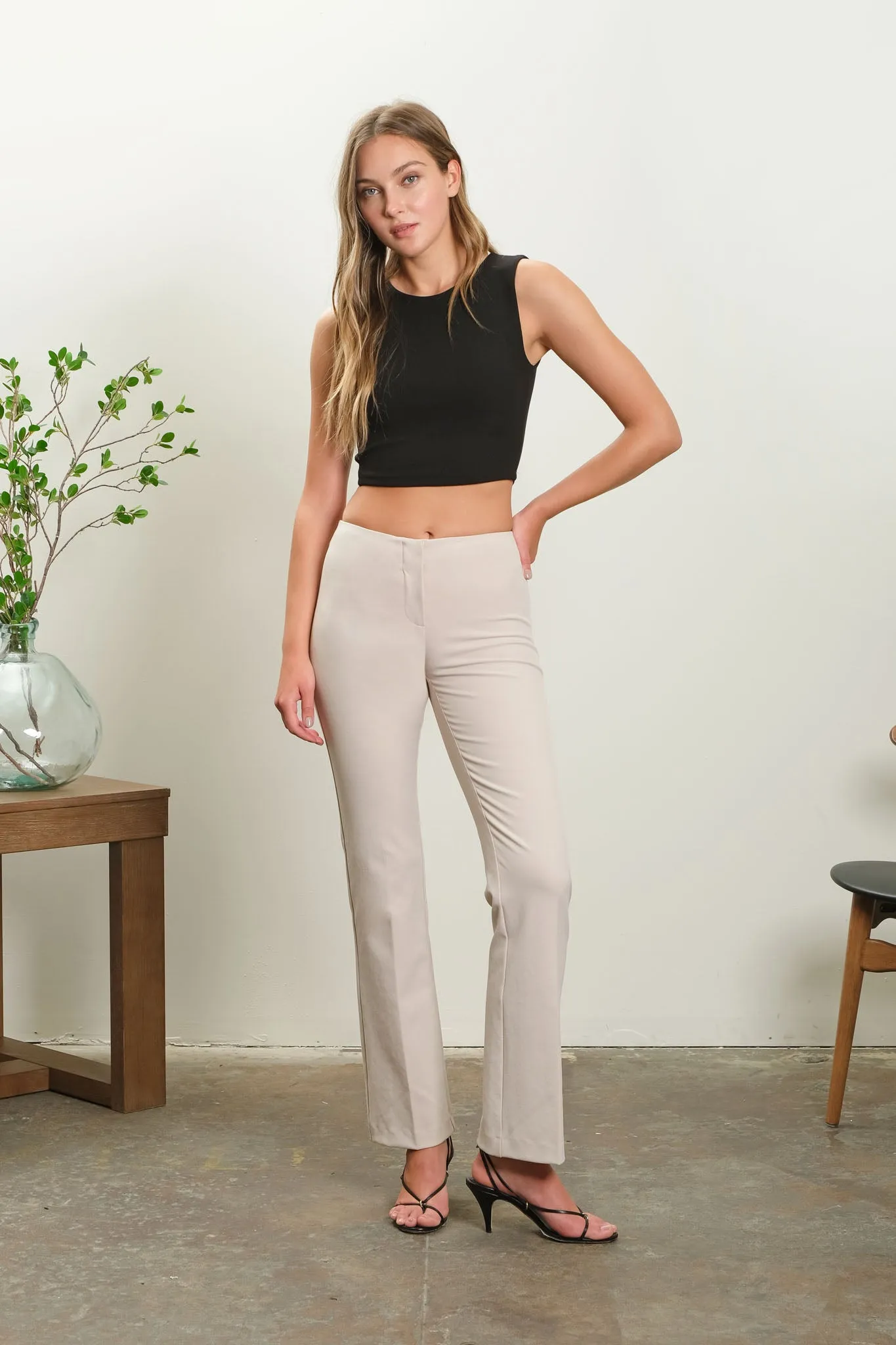 REVERSIBLE SLEEVELESS KNIT CROP TOP