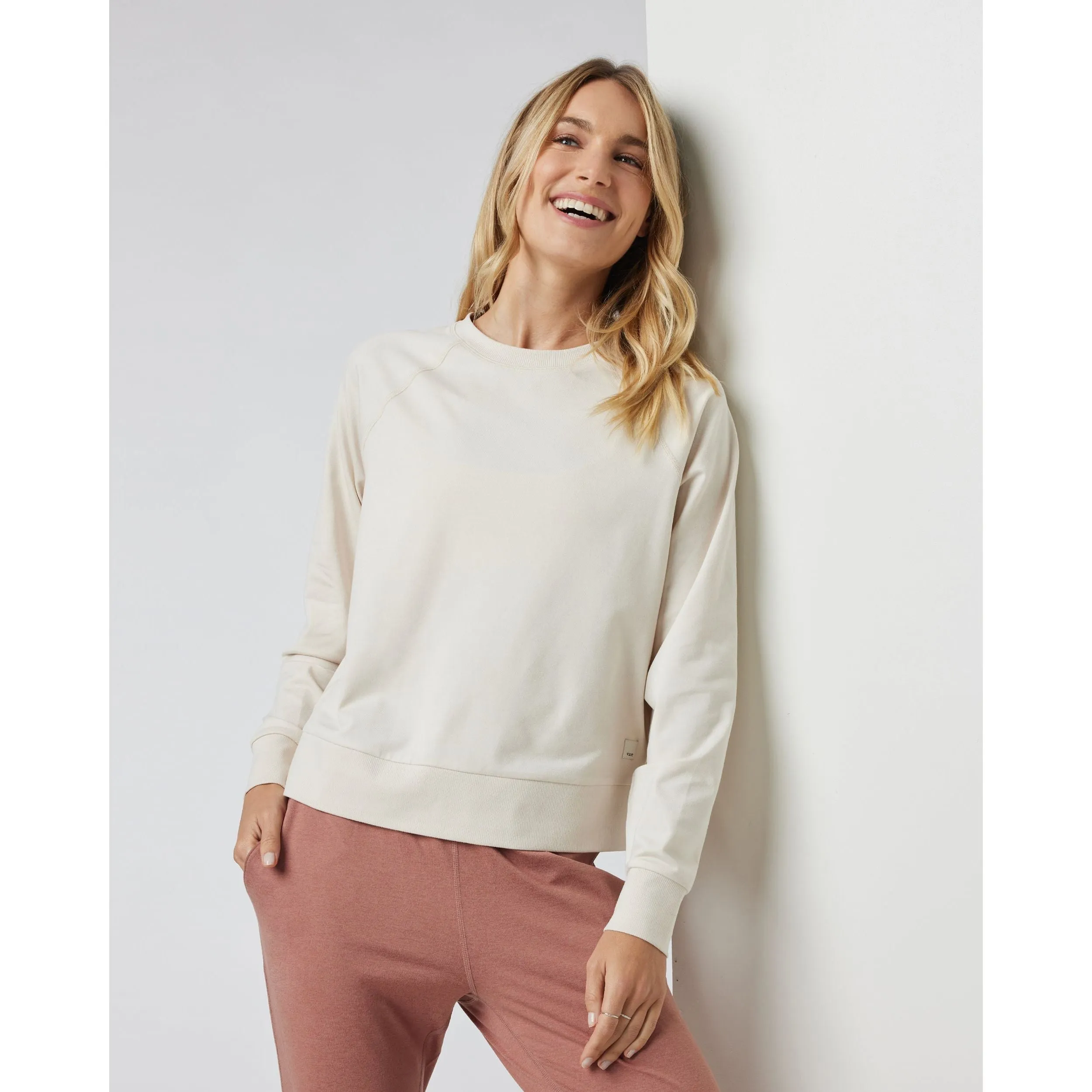 Vuori Women's Long Sleeve Halo Crew